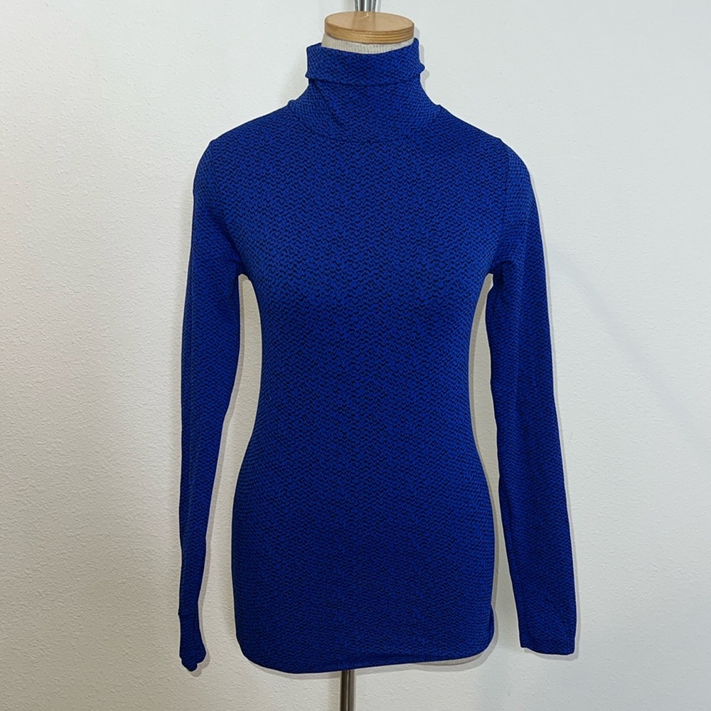 Athleta Long Sleeve Turtleneck Top